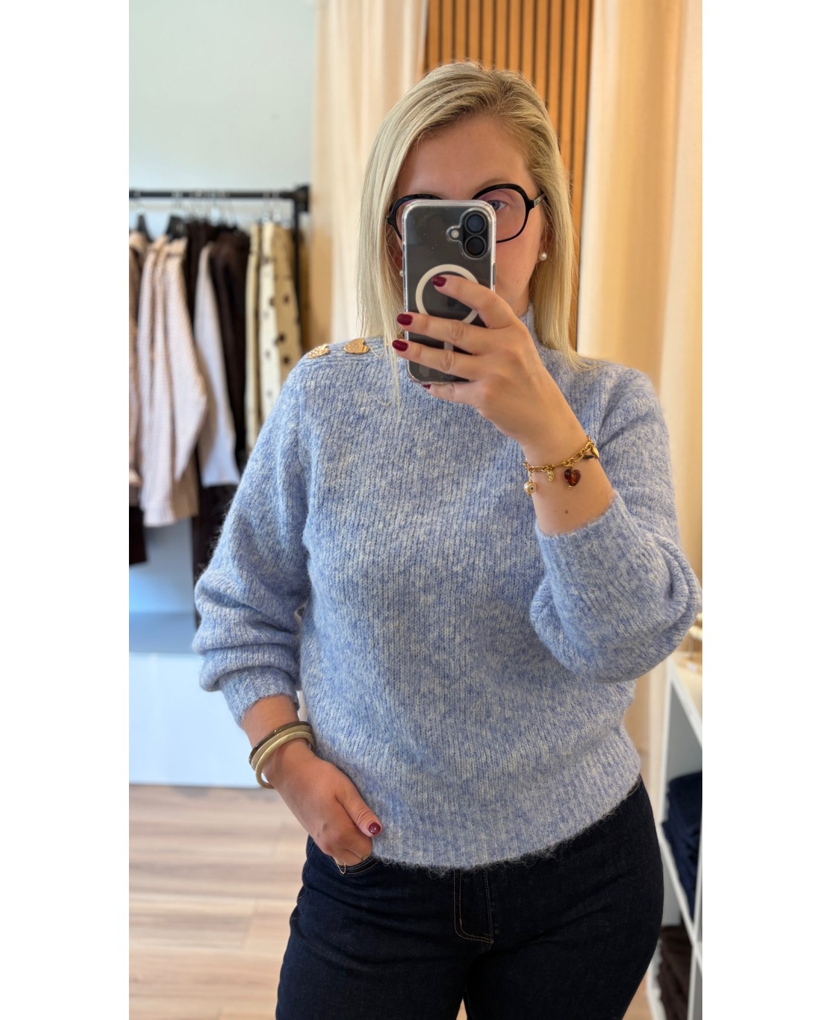 Pull Zélia