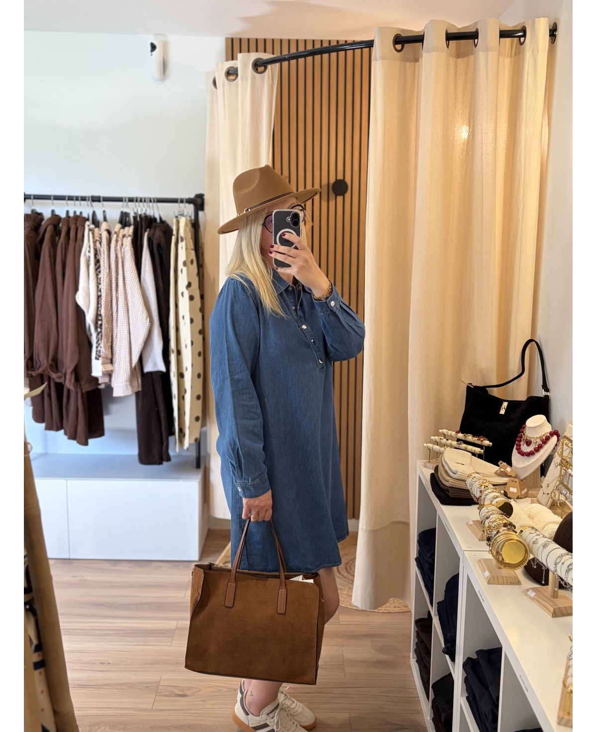 Robe Meline