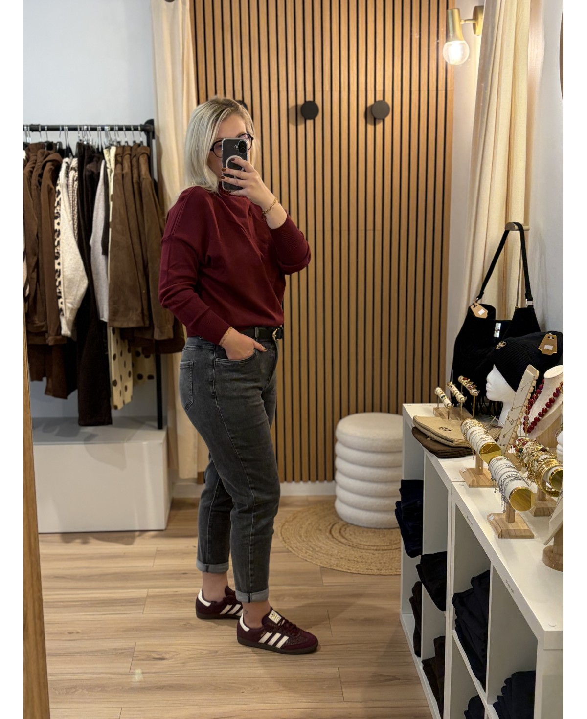 Jeans Mom